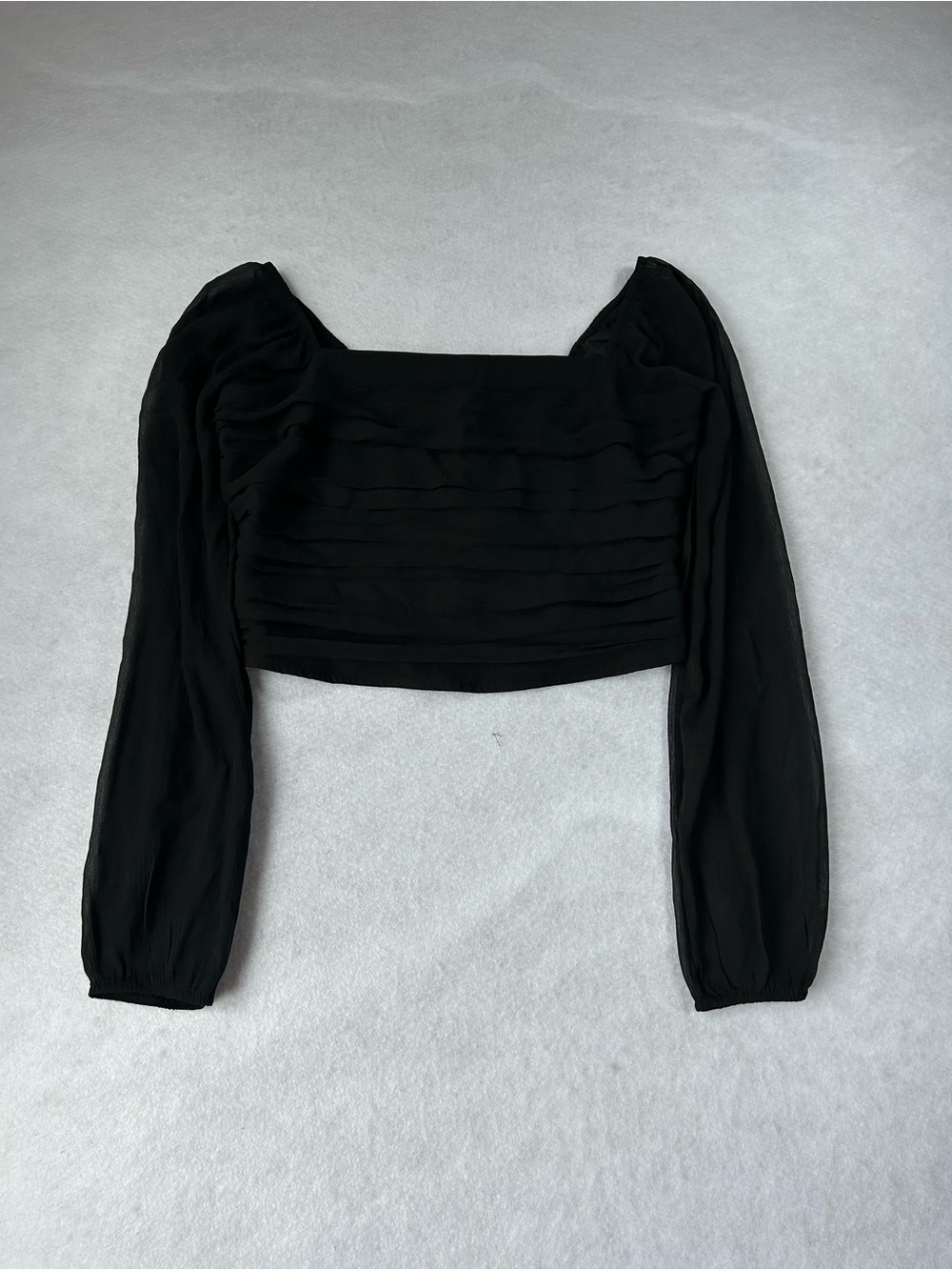 NWT Hollister Black Sheer Puff Sleeve Smocked Crop Top Large Goth